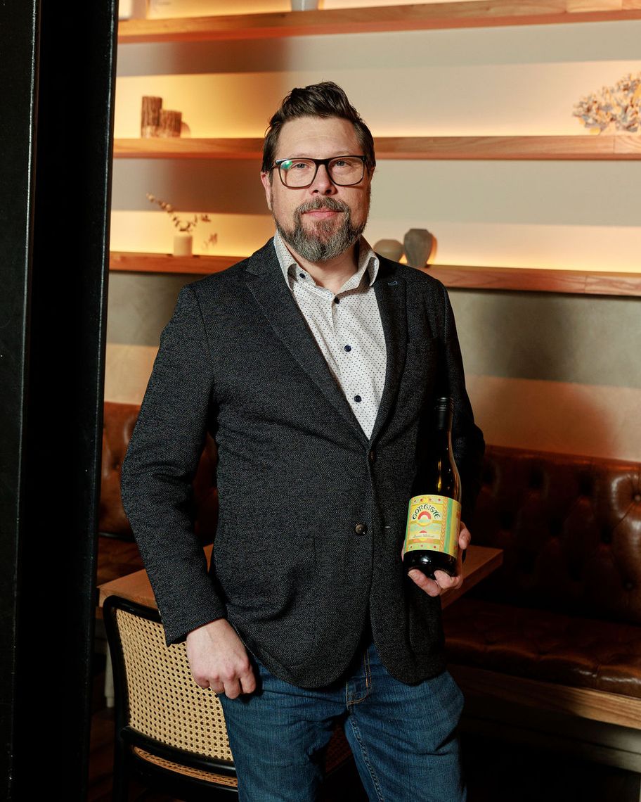 Food & Beverage Director Jeff Lindsay-Thorsen