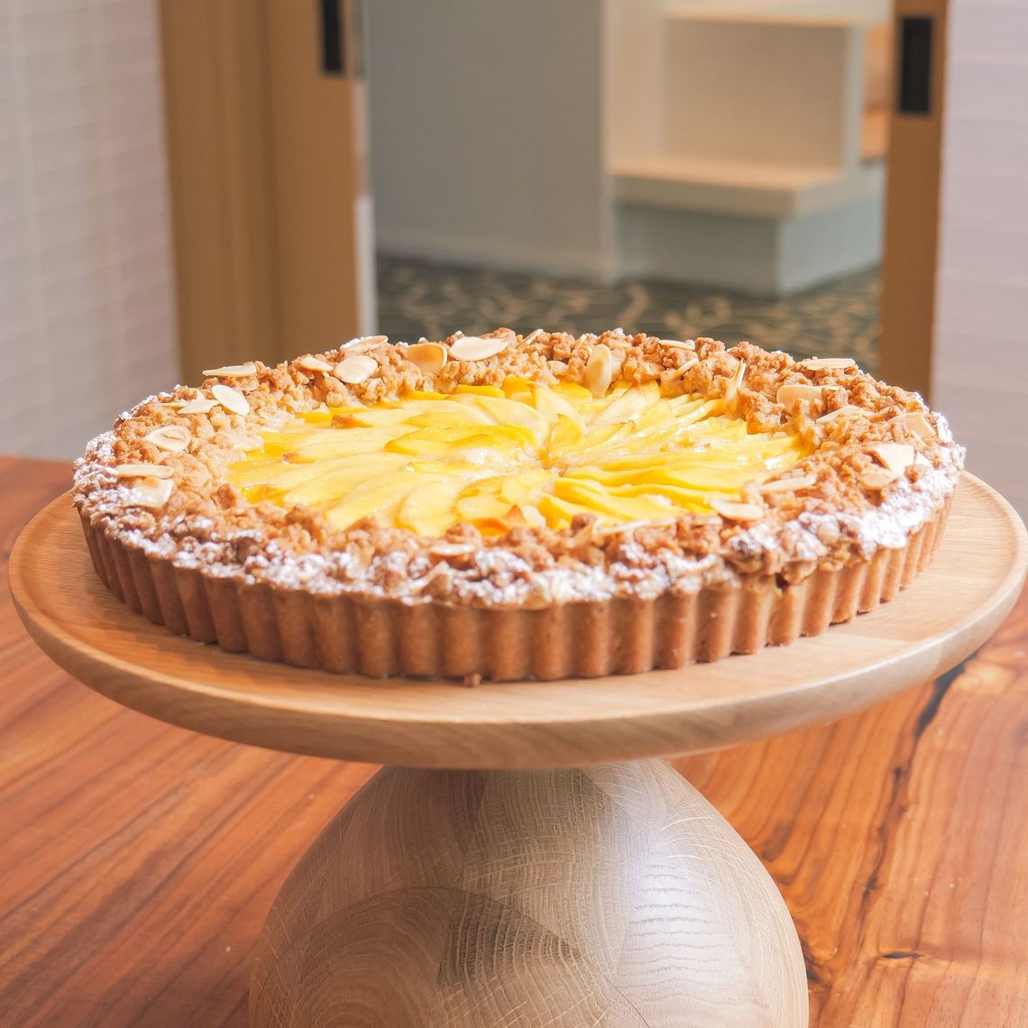 stone fruit crumble